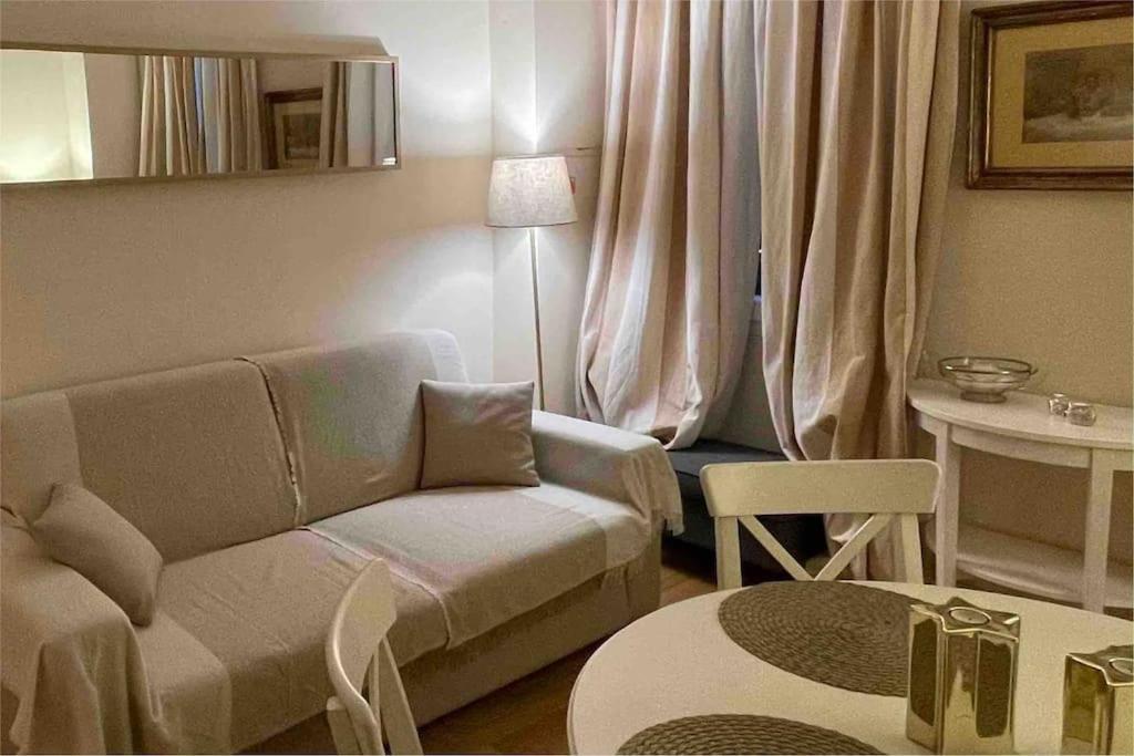 Apartamento Cozy Santa Maria Novella Uffizi Duomo 2beds-2baths Florencia