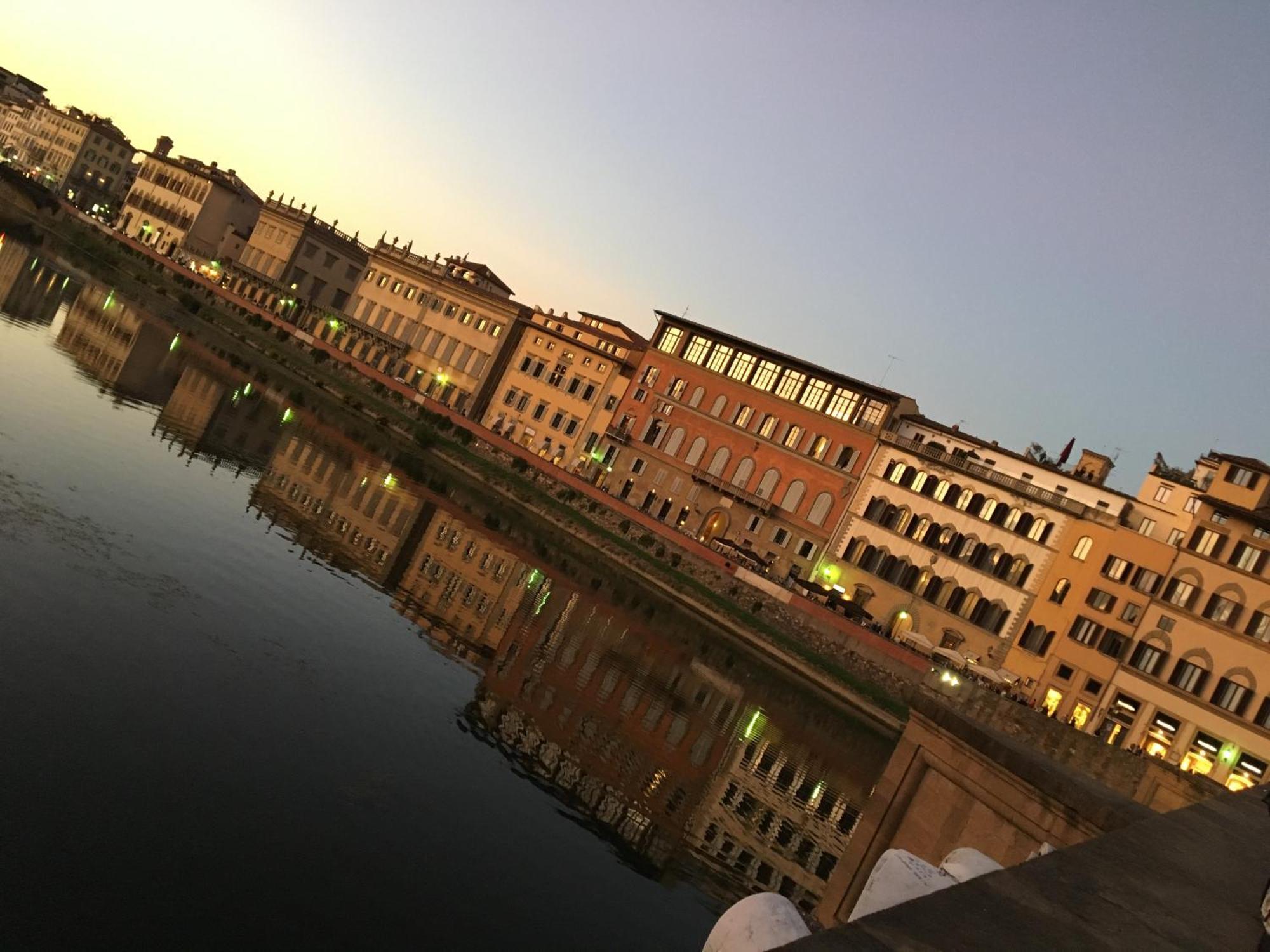 Cozy Santa Maria Novella Uffizi Duomo 2beds-2baths * Florencia